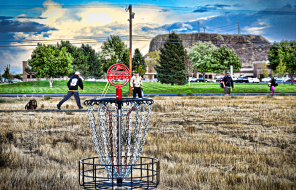 People play disc golf at the course near the Hermiston Butte.